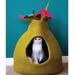 Distinctly Himalayan Bouquet Cave - Green & Multi